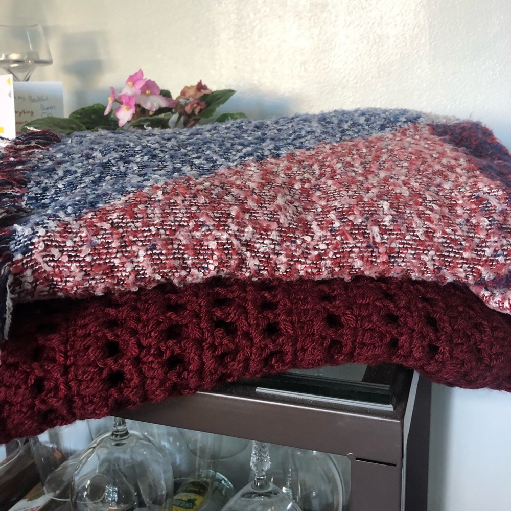 2 Winter Scarves for $25 🛍 - Picture 6 of 8